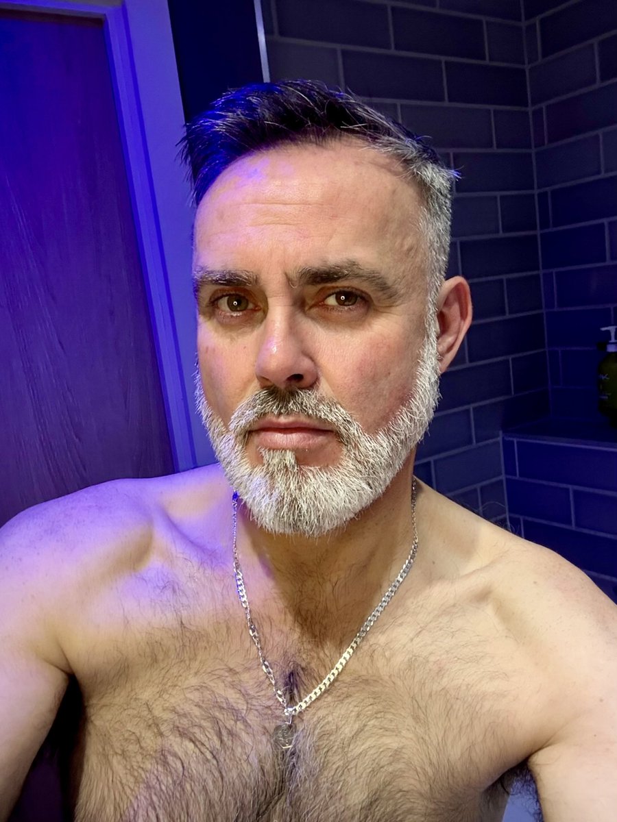 john leather cardiff (@leathercardiff) on Twitter photo 