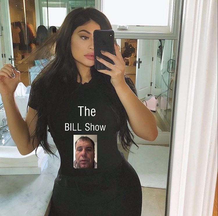 RtinUj's tweet photo. #KylieJenner #trending #kpop back in the day when I went live on instagram Kylie Jenner made this edit for me https://t.co/pzffjBK20D