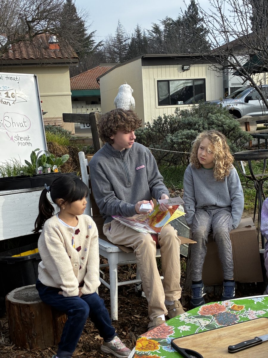 E Train Talks Books tweet media