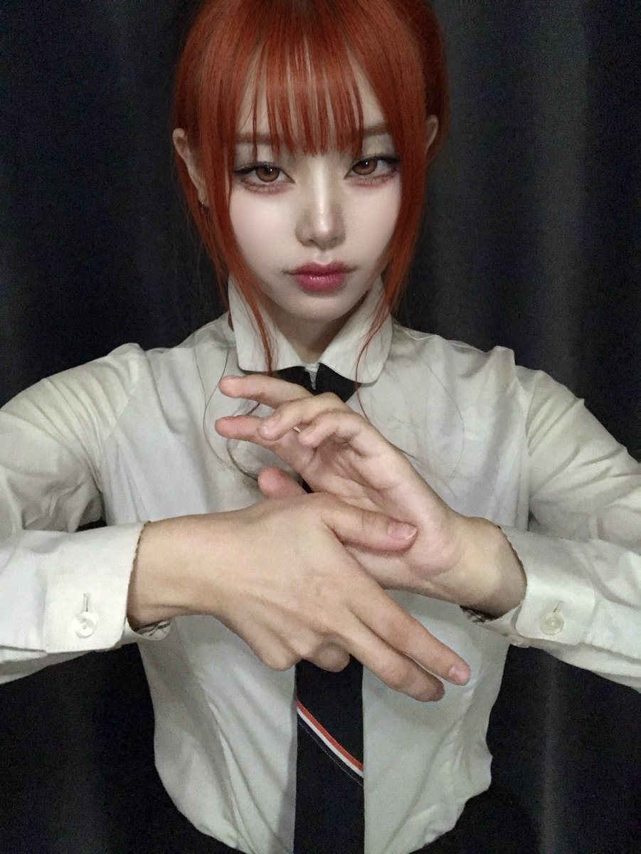 cu10v3's tweet image. 저렴이 마키마 코스프레