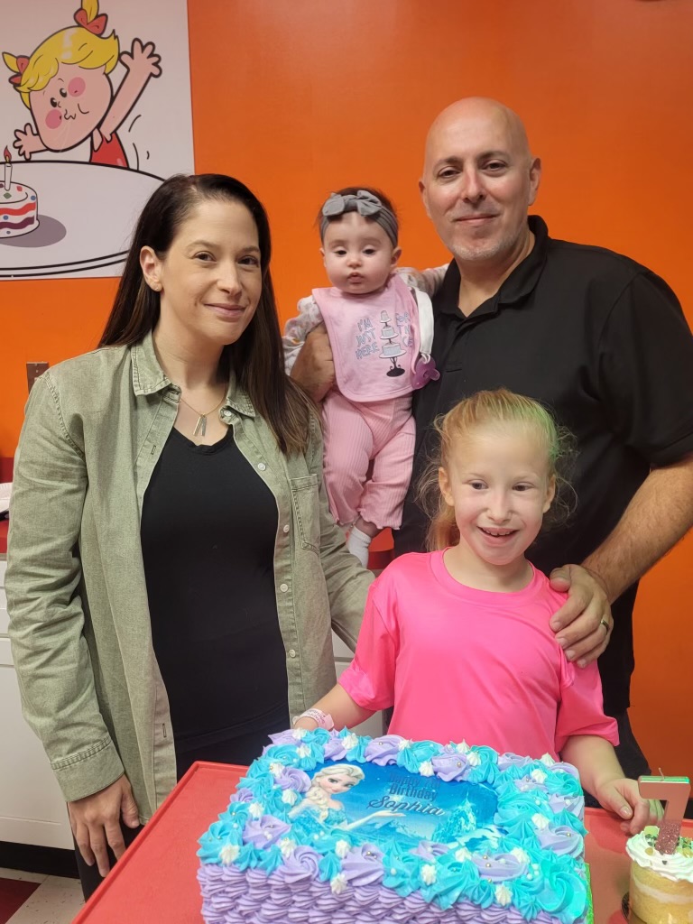 Angela's House tweet media