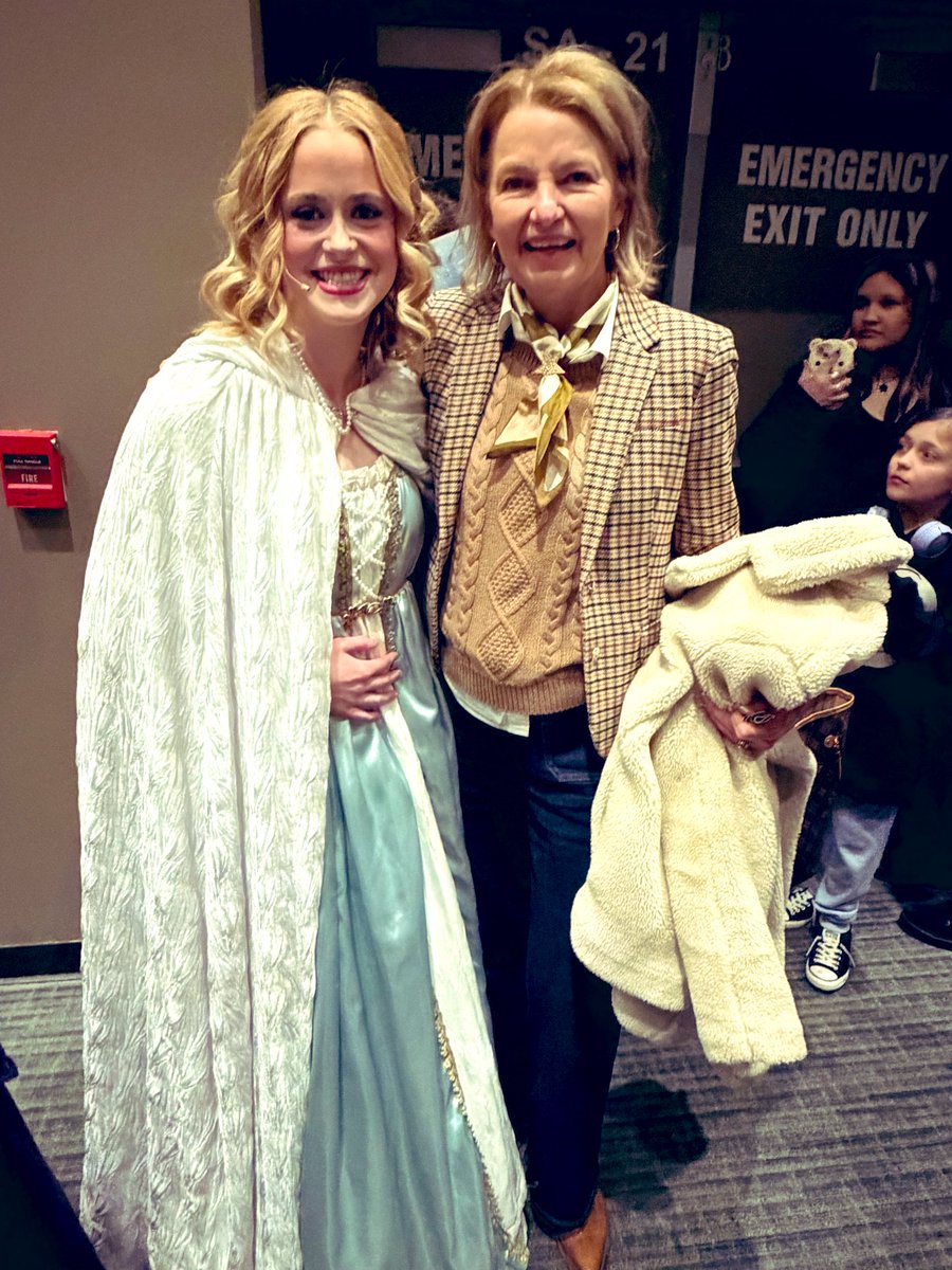 GCarrabineBryan's tweet image. I was at the Royal Ball! 2 Thumbs Up for #BryanHighSchool Fine Arts cast and crew of Cinderella! Thank you, Directors, for making it possible. #wearebryanisd #alwaysreal #offeringmore #cinderella
