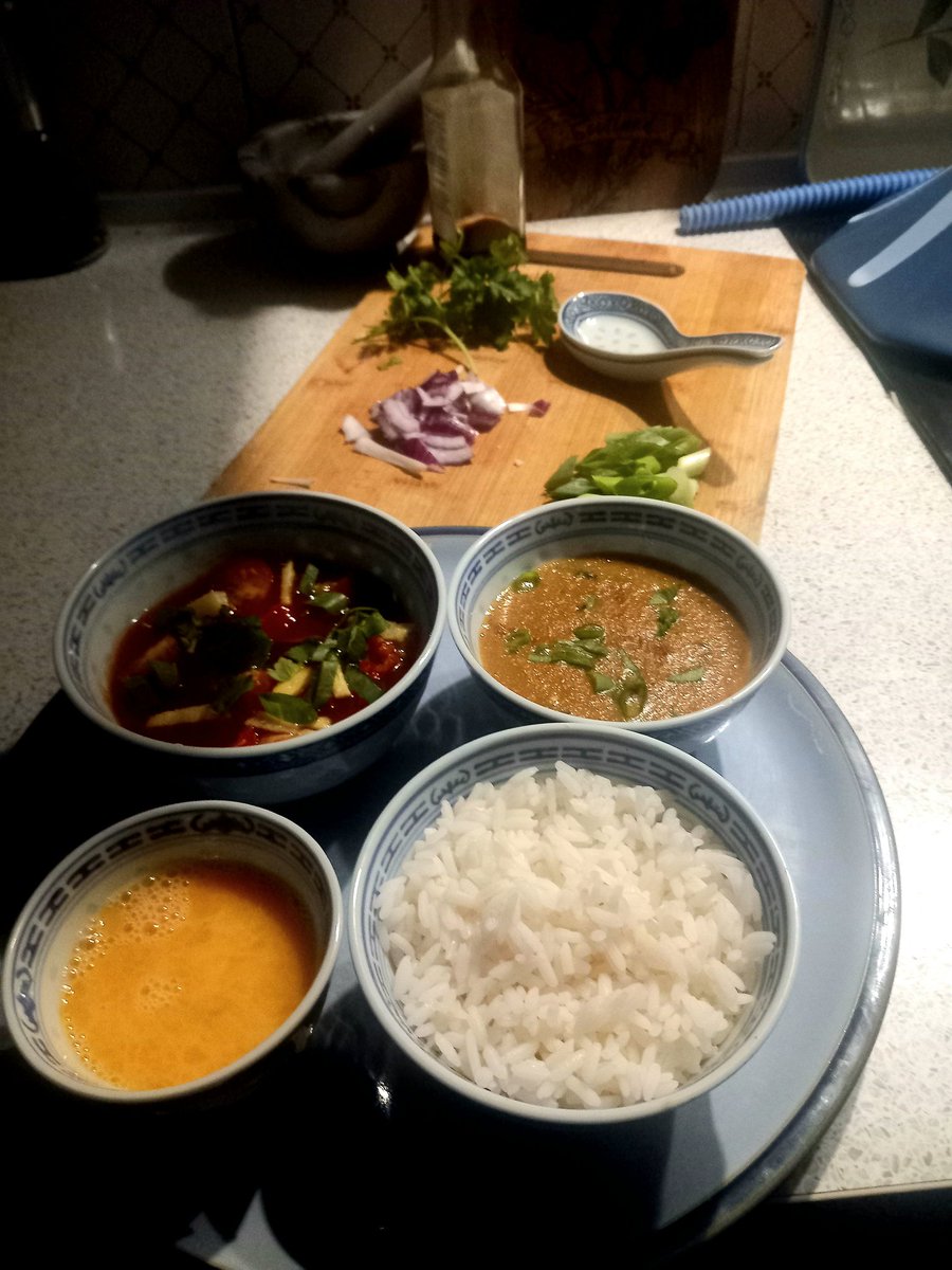 Kingfisher Chinese restaurant is open tonight all in the preparation happy Saturday