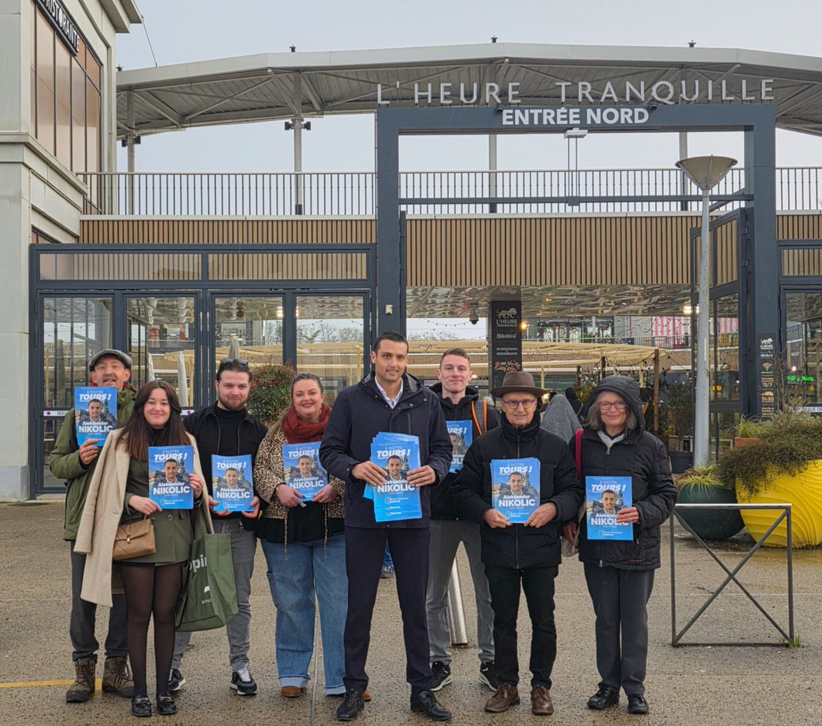 Pluie ou pas, on ne lâche rien pour reprendre Tours à l'extrême-gauche !

#ÀNotreTours