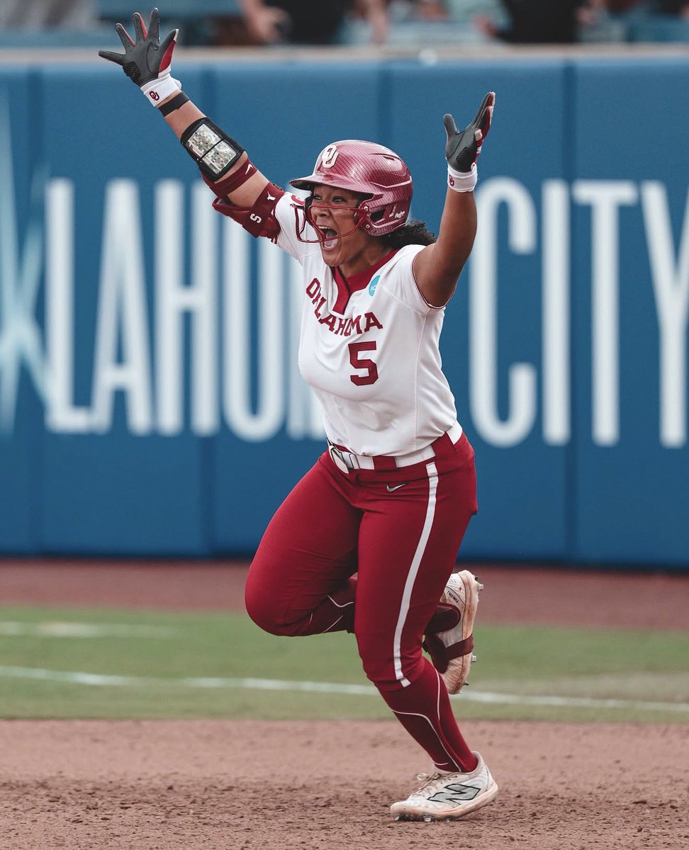 Nattys4Patty's tweet photo. Ella Parker (5) days until OU Softball is BACK! BOOMER!☝️🅾️ https://t.co/BMVF3HMHle