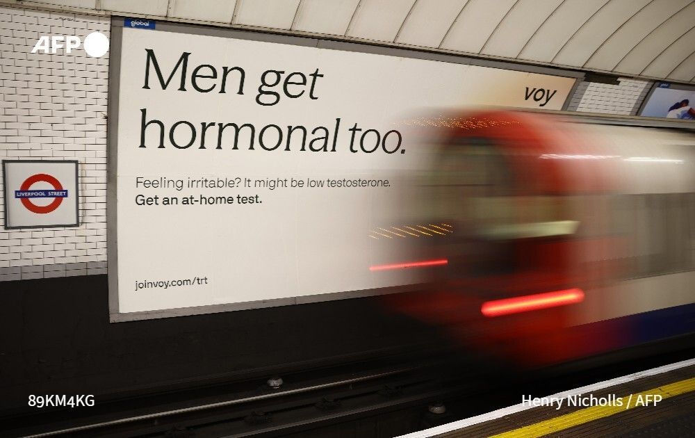 AFPFactCheck's tweet photo. Social media claims by clinics promoting testosterone treatment for men to improve their physique and mood are driving large numbers to pay for unnecessary medication that can have serious side effects, doctors say https://t.co/VYrvnYLum1 https://t.co/us5gEaIBDr