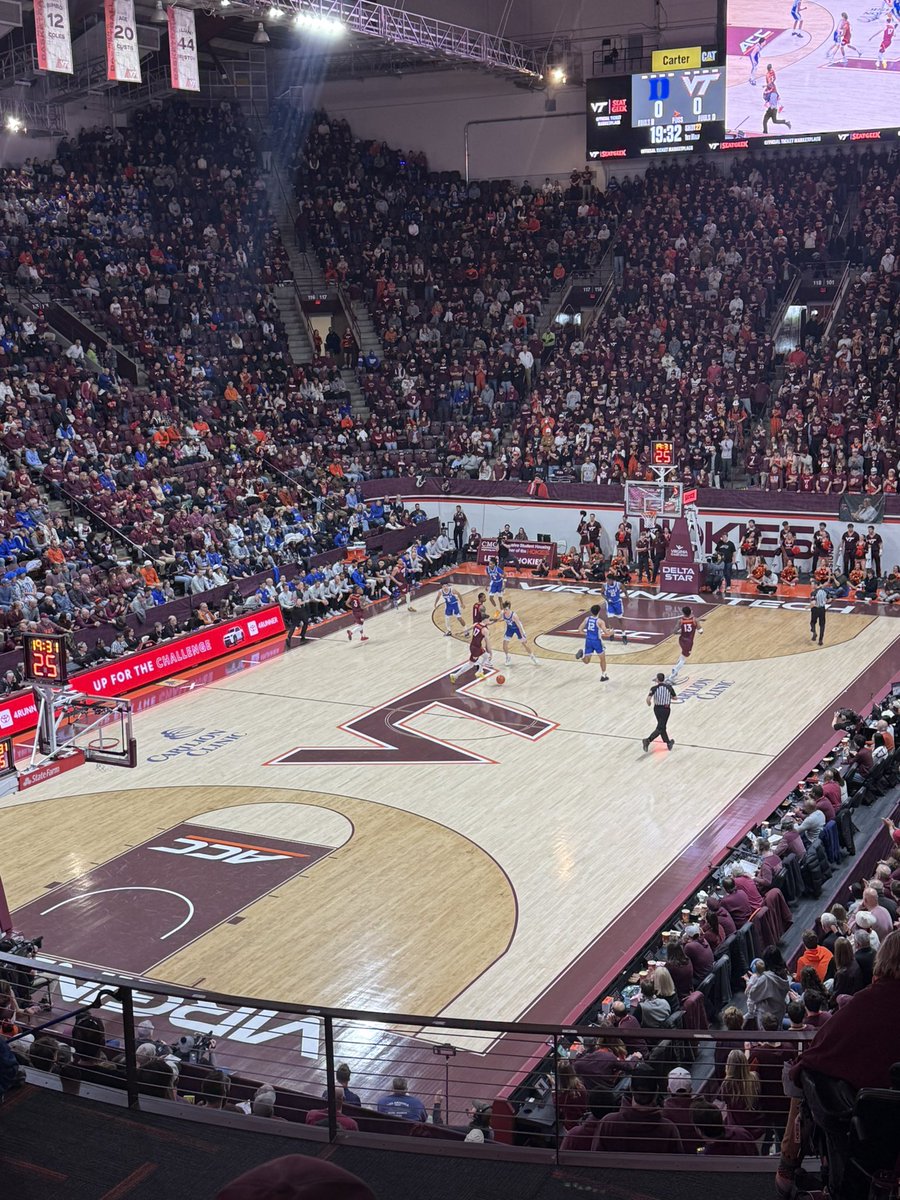 CoachWaags's tweet photo. The Hokies vs the Dukies. Heart is full. 🧡💙 https://t.co/gqGmMxzR8B