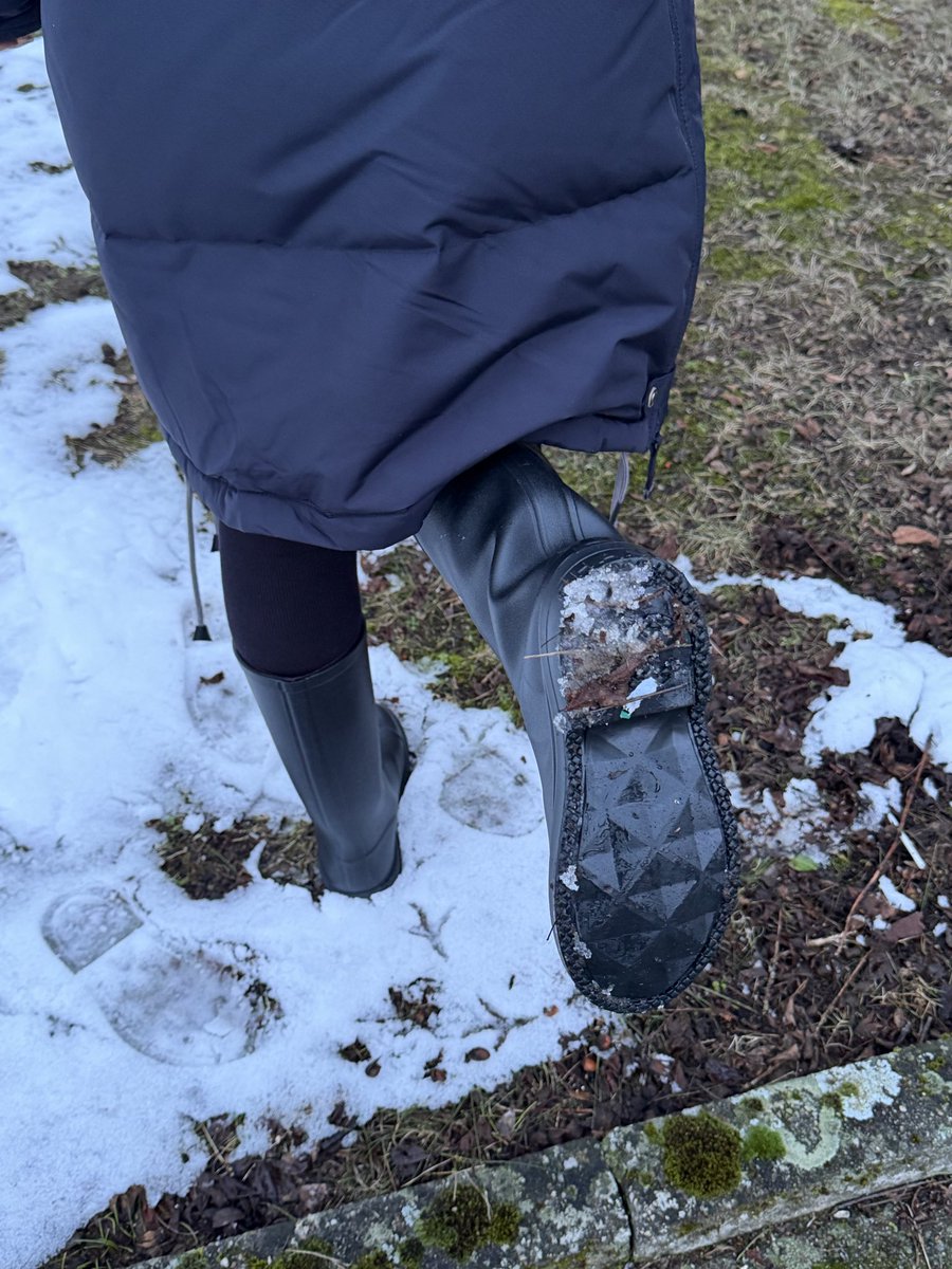 Melihacbt's tweet image. Du bist Besitz. Punkt. 😈

#Dominanz #Macht #Kontrolle #Gehorsam #Besitz #Führung #Überlegenheit #KeineDiskussion