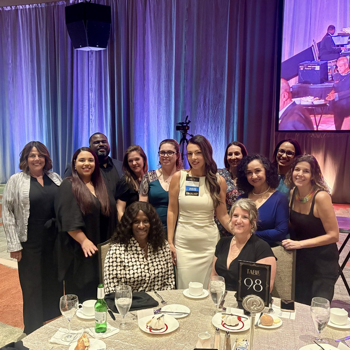 Dillard Street Elementary tweet media