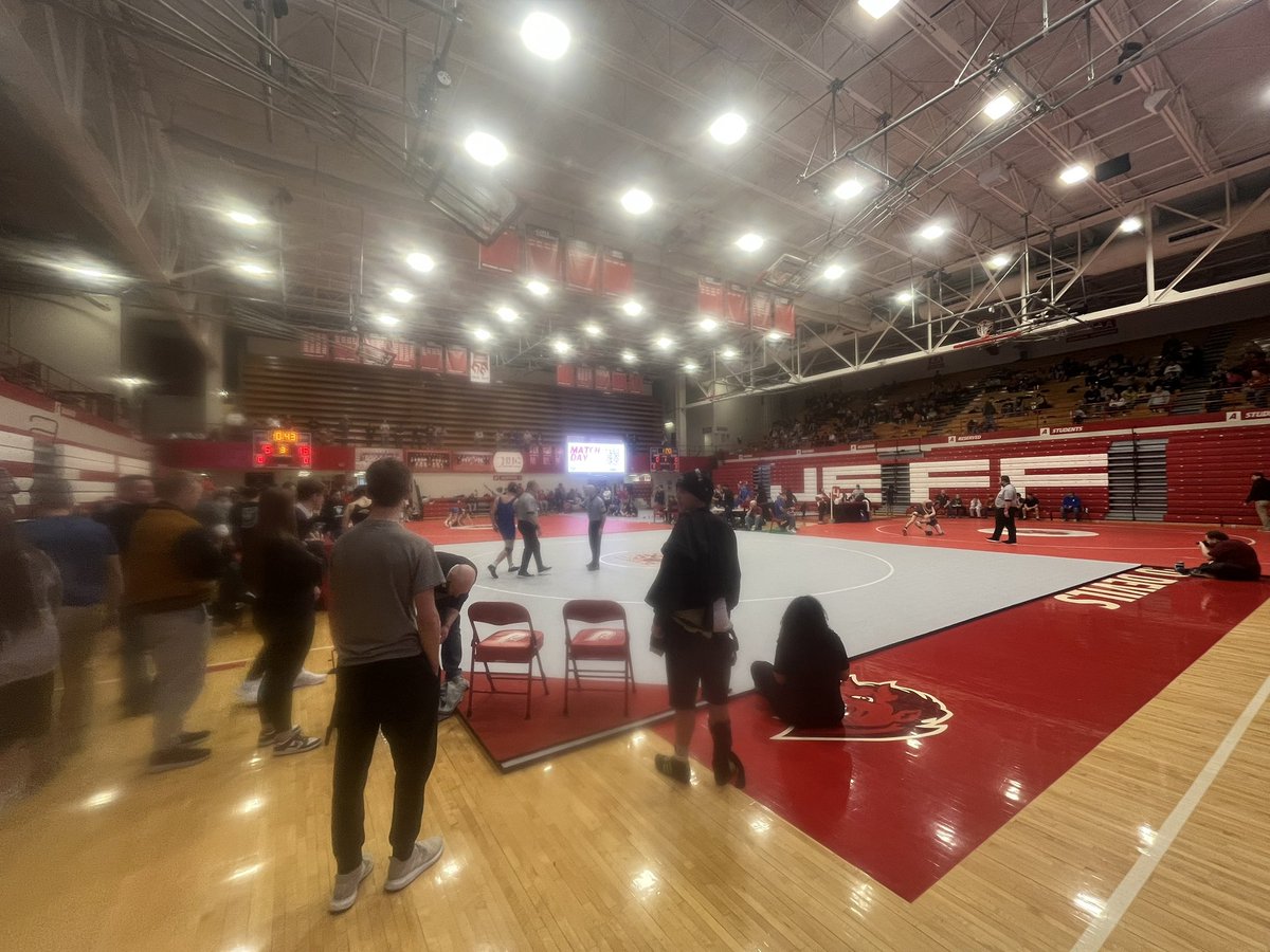 Here at <a href="/JeffRedDevilsAD/">Jeff Red Devils Athletic Dept.</a> for the boys’ IHSAA Wrestling Sectional Tournament. 41 wrestlers from Clark County will advance to the Regional next week back here.
The host Red Devils and <a href="/CHS__Pirates/">CHS Pirate Athletics</a> with 8 in the finals,<a href="/scdragonsports/">Silver Creek Dragons</a> and <a href="/HenryvilleAth/">Henryville Athletics</a> 2, Borden and Clark 1.