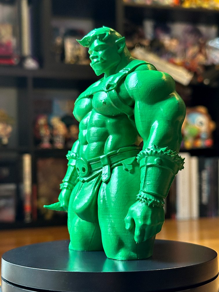 devilmaythrust's tweet photo. He’s big. He’s bold. And he knows exactly how to fill a shelf😏
New Orc figure available at https://t.co/2d0c86ShBE https://t.co/2mdqtwcsGz