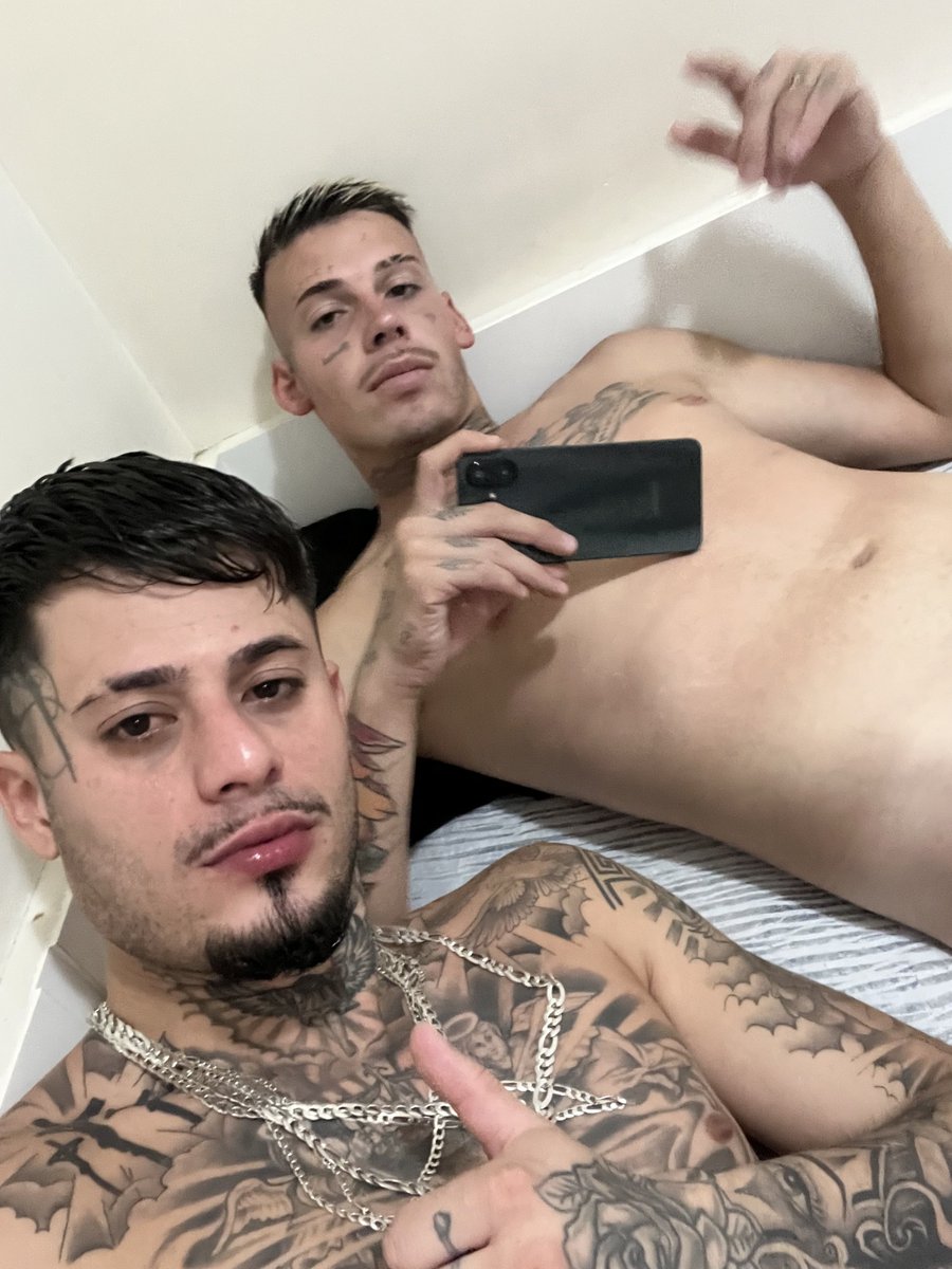 MALOKADETORNO's tweet photo. Broderagem gostosa com meu parceiro que saiu da cadeia 😈💦 @BANDIDOTORNO https://t.co/xfQOc7RzPx