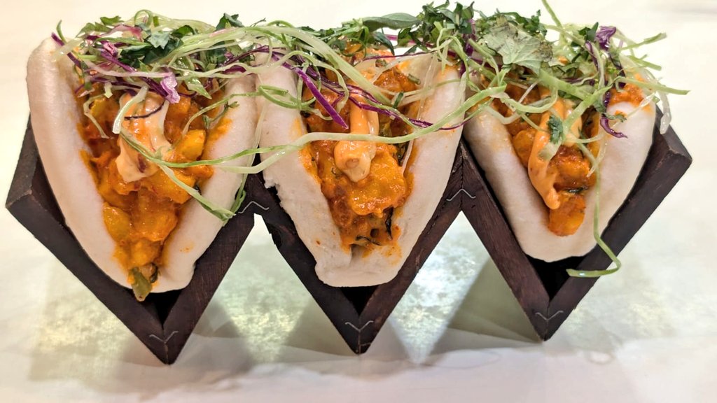 Batao inhe ki kyu nahi ....
.
.
.
Dikh raha food post?🤤😝