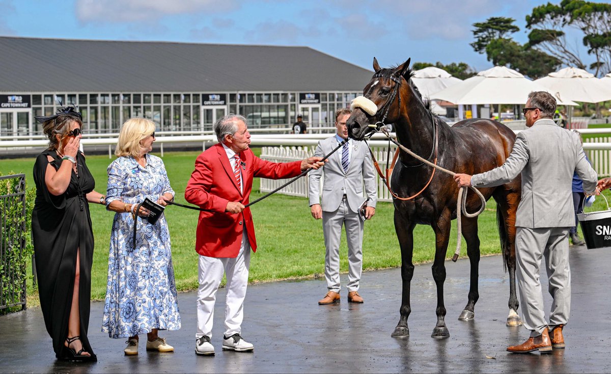 GARY PLAYER tweet media