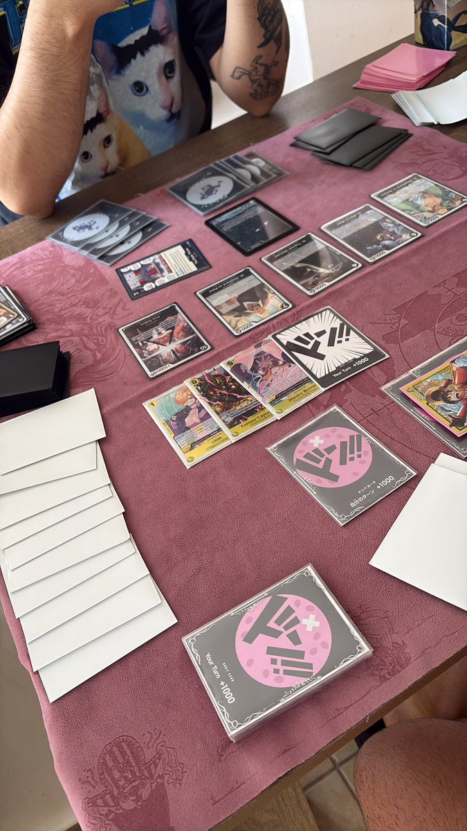 This week I’ve been only playing ST29 and many Imu players adopted starving (sim, locals and friends) as solution to this MU.
PLEASE DO NOT STARVE.

ps: don card is a robin EB03😅