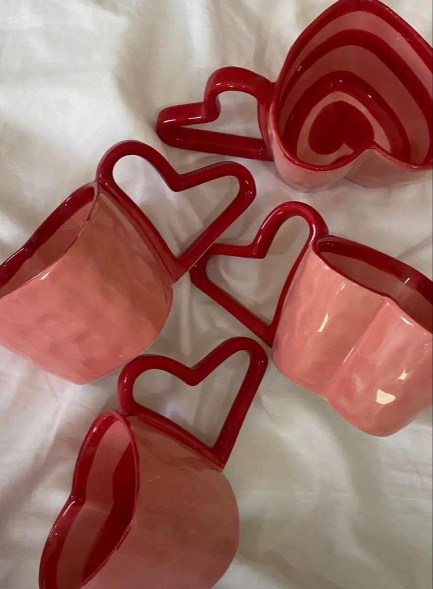 heart_jpg's tweet image. Heart shaped cup