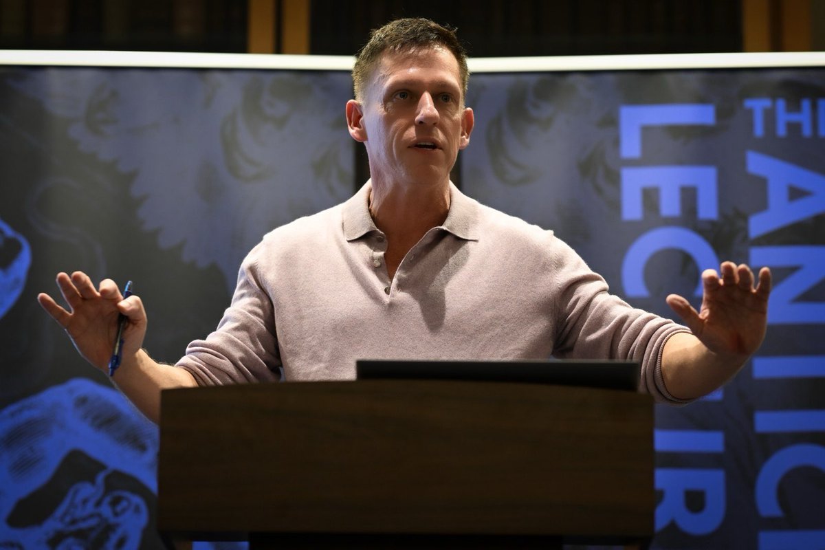 jtworr's tweet image. What a privilege to host Peter Thiel in Cambridge this week for a stunningly original and erudite series of lectures.

Thiel is a walking antidote to the modern multiversity. 

The highlight of our academic year.