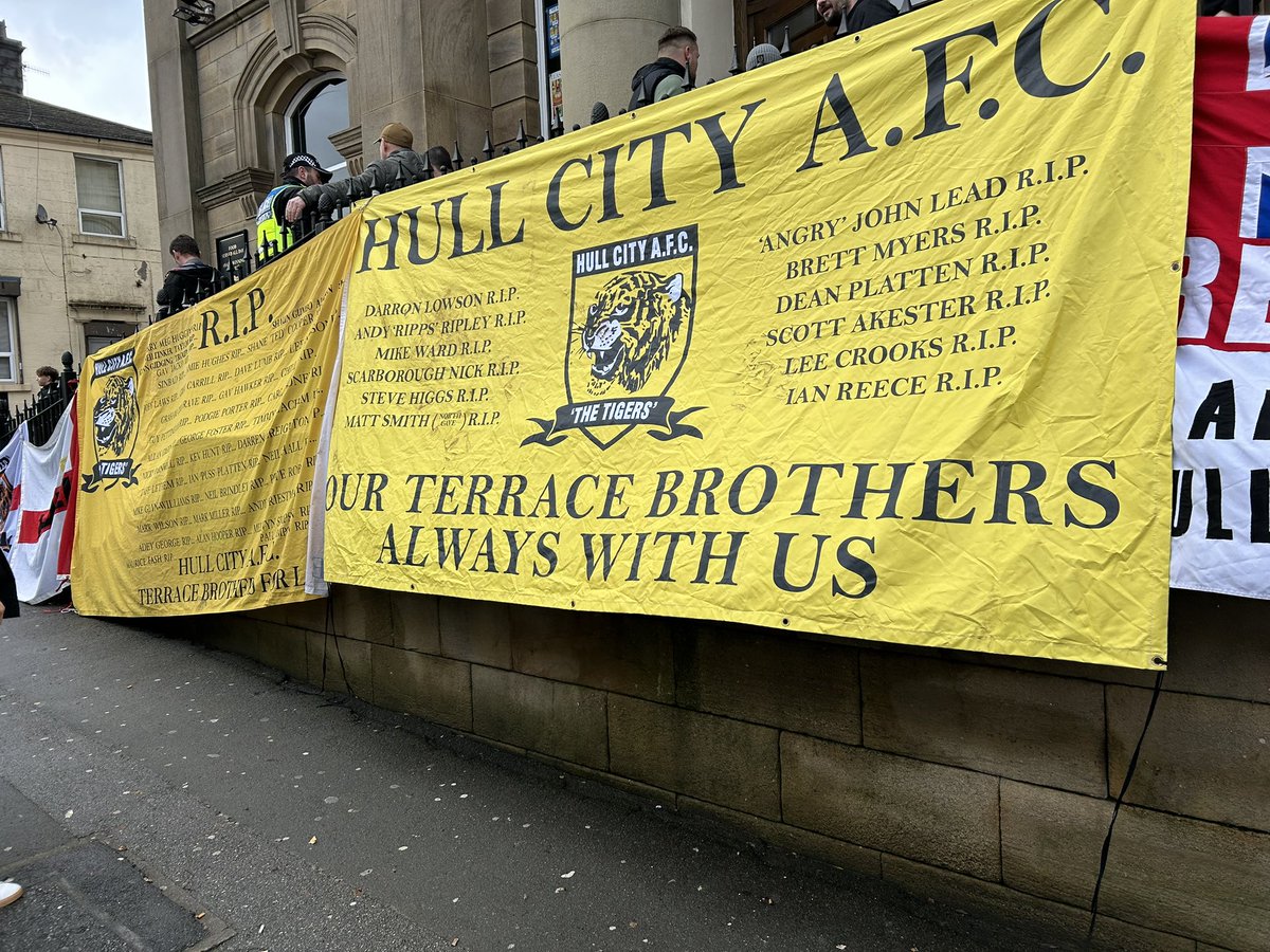 OpTic_MH's tweet photo. What a day, what a football club, what an away end. Huge 3 points, made hard work of it was a scrappy game but those sort of wins are so important. Great day celebrating the lives of absent friends. #hcafc https://t.co/m7RyM1FJuL