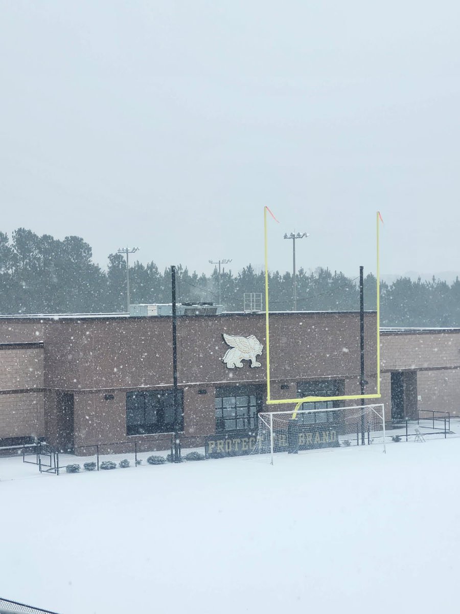 FCHSfootball21's tweet photo. A little different scene than normal  at EK McLendon 

Photo credit: @coachJayB_8 https://t.co/HEqDeiLEJT