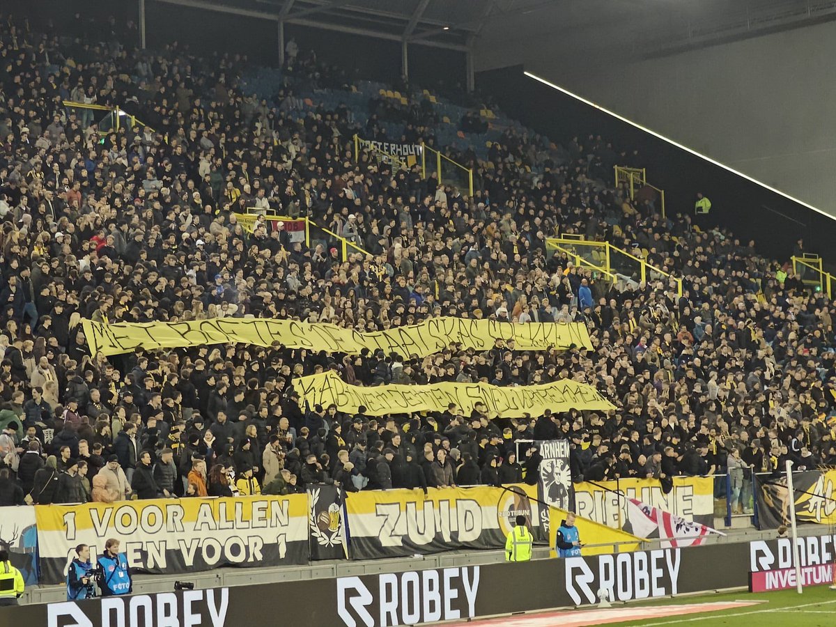 Voetbal Ultras tweet media