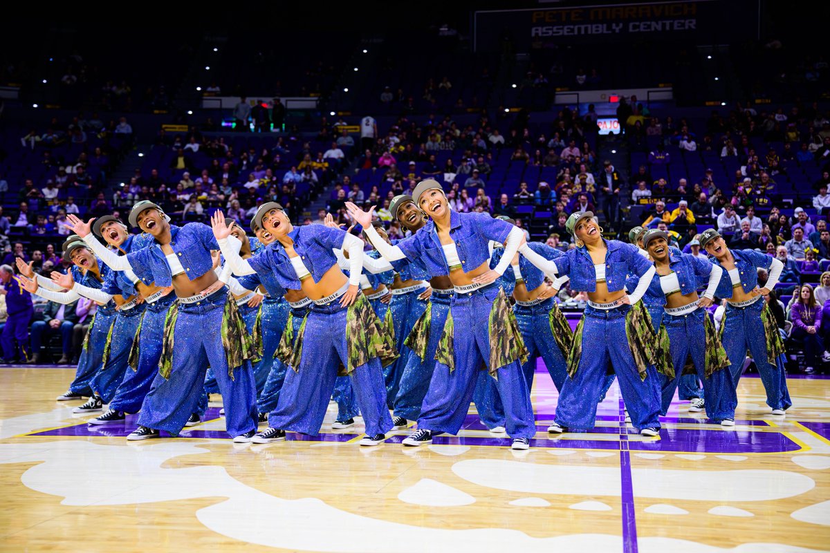 MyBRCC's tweet photo. 💃The National Runner-up and viral sensation LSU Tiger Girls are performing at halftime Monday night at our @BRCCMensBBall game vs. Southern Shreveport in Bonne Sante.

Come pack the gym to support the Bears and to watch the Tiger Girls dance.

🎟️ https://t.co/vVWFrwsM4F https://t.co/XD6AjIiQAr