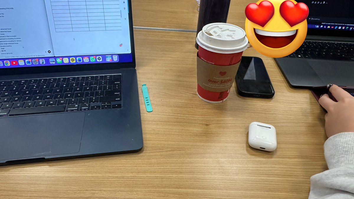 친구랑 같공
왜 눈떠보니 시험기간일까
이번학기에는 운이 좋게도 중간고사가 없지만 그만큼 프로젝트가 많다
그치만 프로젝트가 시험보다 훨씬 나음