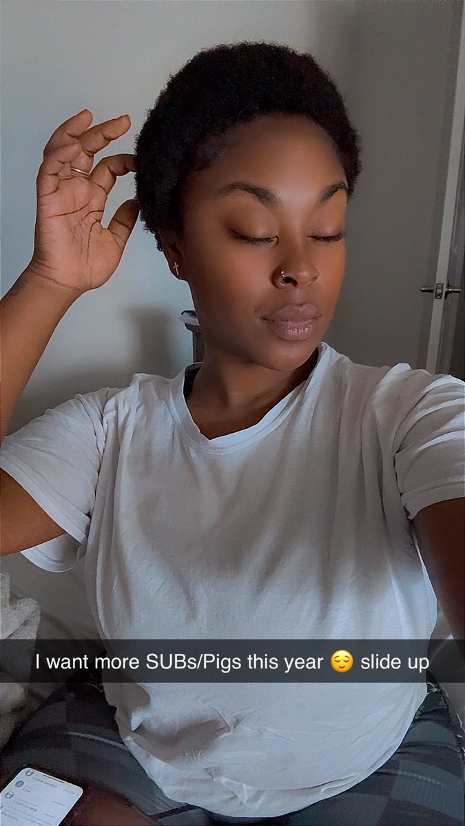 itxtiaa's tweet photo. Good morning losers.. 😘 https://t.co/Is3jMMrhDW