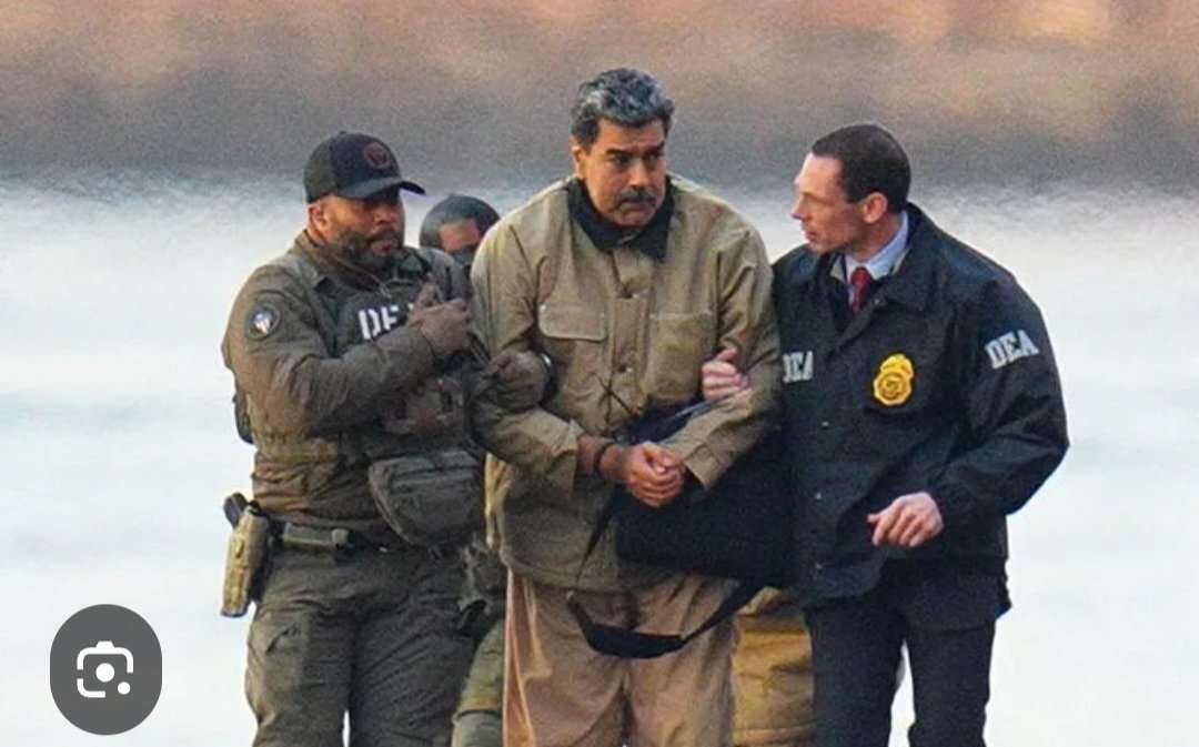 El abogado defensor de Maduro en USA le pidió las actas electorales y dijo que no las tiene; le pidió la partida de nacimiento venezolana y le entregó una falsa. Ahora no encuentra como defenderlo. No es presidente, no tiene inmunidad alguna.