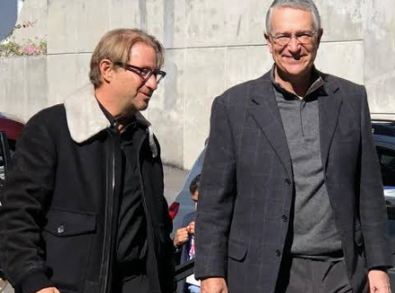 Manuel_Ibarra's tweet photo. Andrés Roemer también aparece en los archivos #Epstein. Aparece listado con su correo electrónico del membrete "https://t.co/q1WmnebLv9".

El abusador sexual prófugo de la justicia mexicana refugiado actualmente en Israel, fue protegido durante décadas por @RicardoBSalinas. https://t.co/JkTMN3nnmA