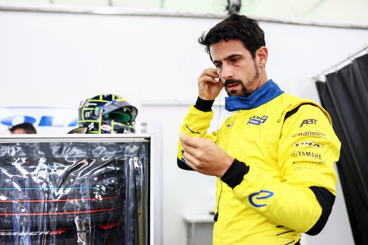 🚨 ALERTA DE PUNIÇÃO 🚨
E-Prix de Miami - Rodada 3 ⚡️
🟦 Divulgado após o TL2 🟦

Lucas di Grassi (Lola Yamaha ABT) foi punido com a perda de 3 posições no grid de largada, após colisão com o Mitch Evans (Jaguar) durante o Treino Livre 2.

#MiamiEPrix