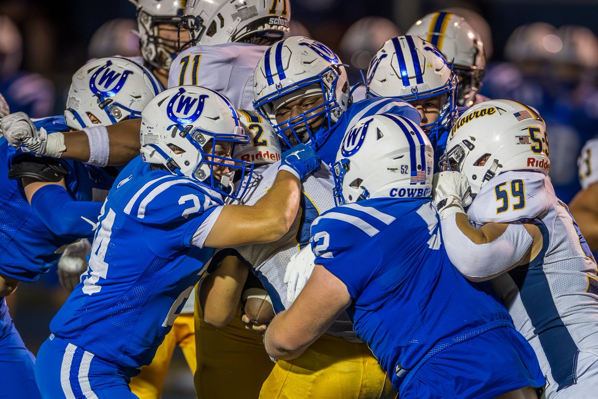 affywp85's tweet photo. Pictures from the 9/5 Wyoming HS varsity football 34-27 win over Monroe.
https://t.co/Rp3z6zJTl0 https://t.co/Z9d1NqKD8t