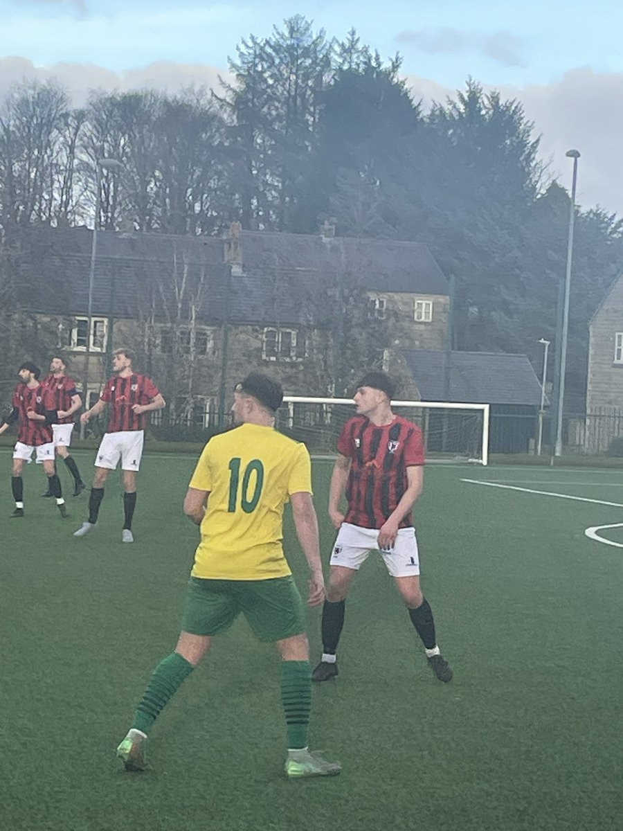 Entertaining game 2 red cards