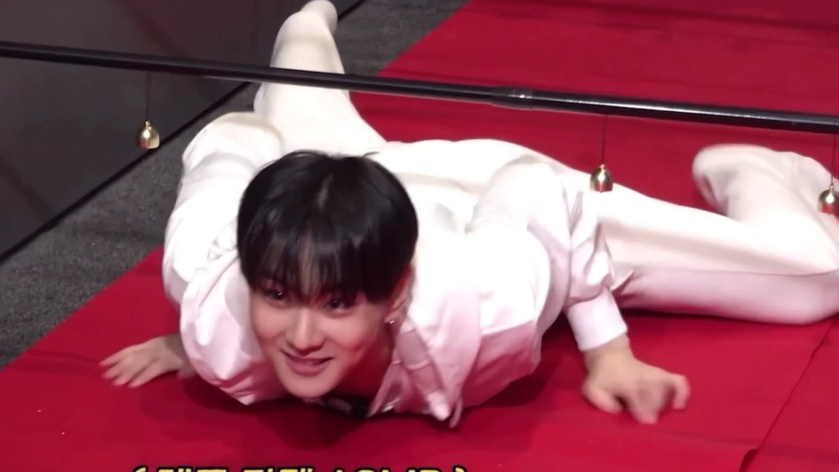 woncattos's tweet image. "IT'S JUST A GAME"

yang "nothing is ever just a game" jungwon: