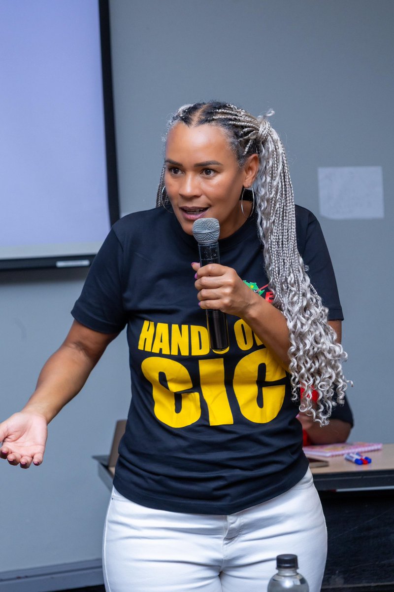 Aishah Cassiem tweet media