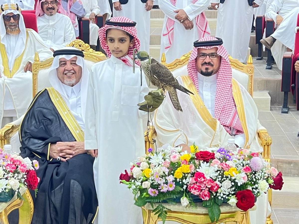 برعاية سمو أمير منطقة #الباحة
الأمير الدكتور حسام بن سعود بن عبدالعزيز   
تشرفت محافظة #غامد_الزناد، بإحتضان  النسخة الأولى من مهرجان الأصالة للصقور ضمن فعاليات #شتاء_الباحة بحضور سعادة أمين منطقة الباحة الدكتور علي محمد السواط وعدد من مشائخ القبائل وسعدنا بإستقبالهم ونتقدم بجزيل