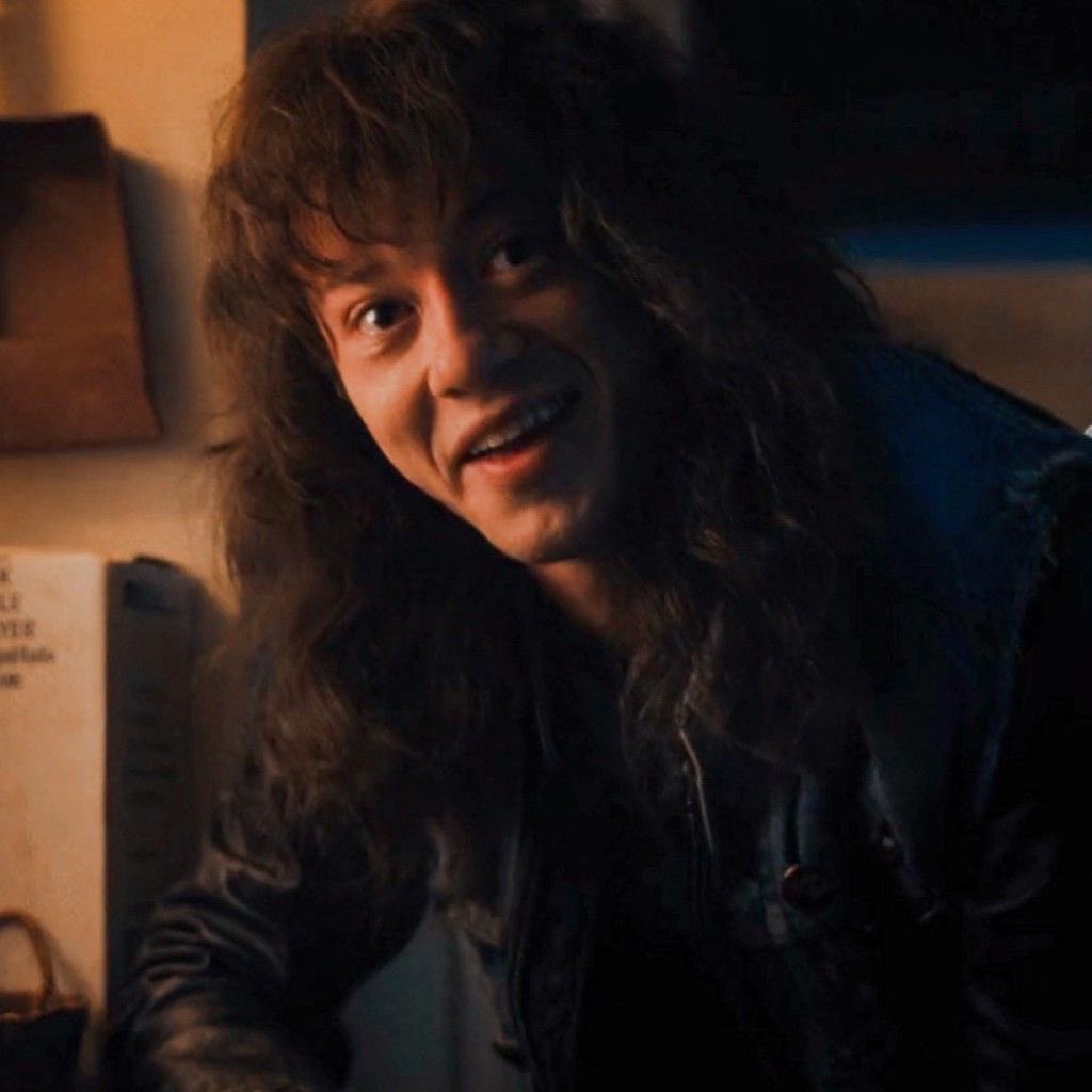 dostuyokvski's tweet image. bf who likes                                 bf who likes
     to bite                                       being bitten