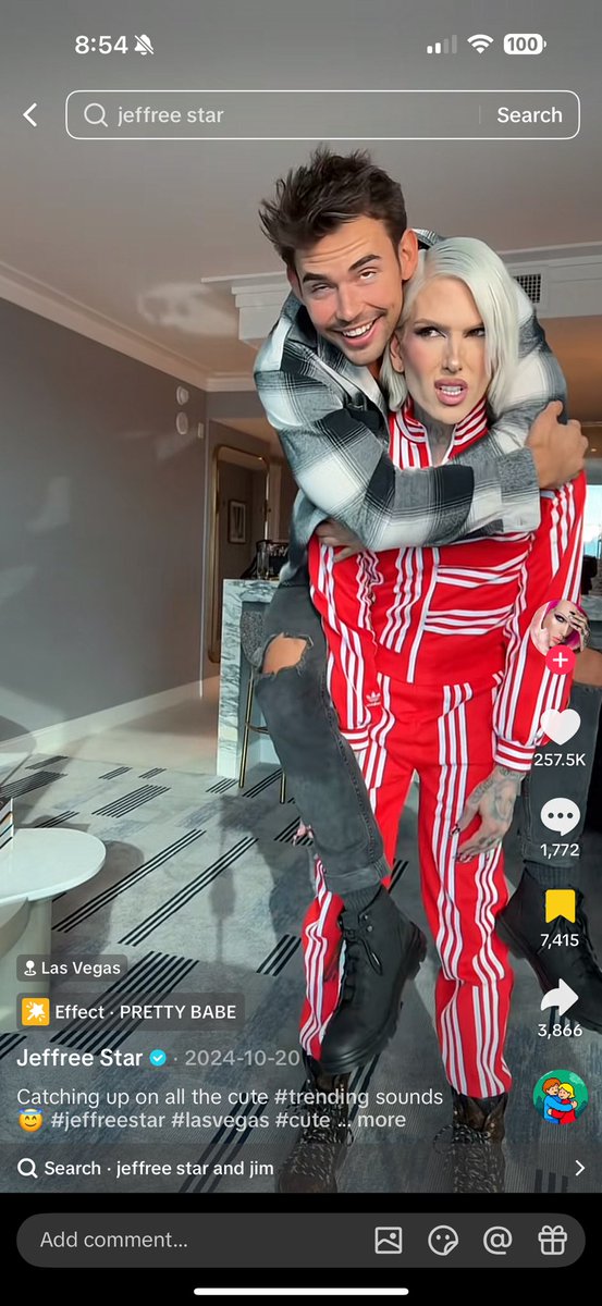 cjhansen21's tweet photo. @thanoslurp @JeffreeStar Sure is https://t.co/fh0F3KgUZ5