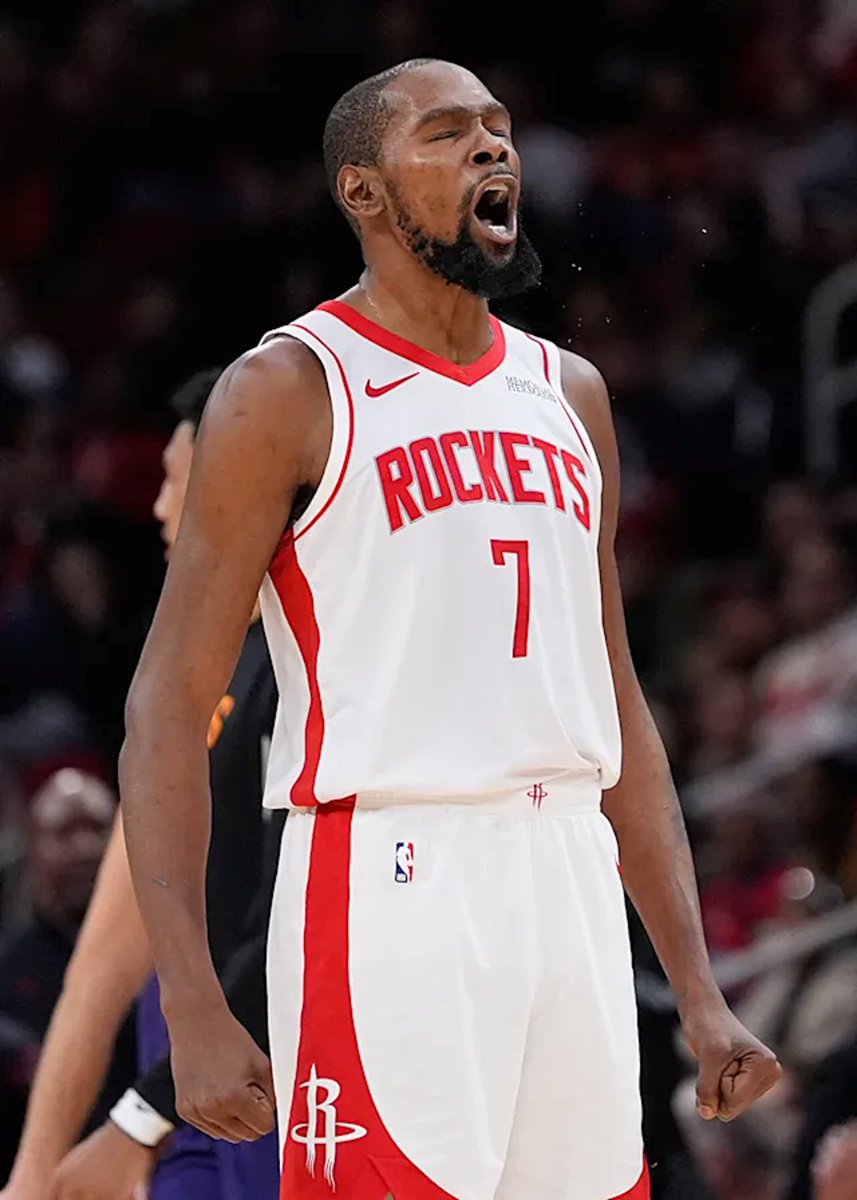 LegionHoops's tweet image. Kevin Durant needs his flowers: in Year 19, he’s only missed TWO games this season and played in every single back-to-back for the Rockets.