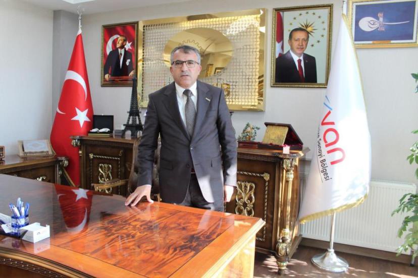 OSB Başkanlığına yeniden seçilen Sayın <a href="/memetaslanOSB/">Memet Aslan</a>  Başkanımızı kutluyor, yeni dönemin bölgemize ve sanayicilerimize hayırlı olmasını diliyorum.