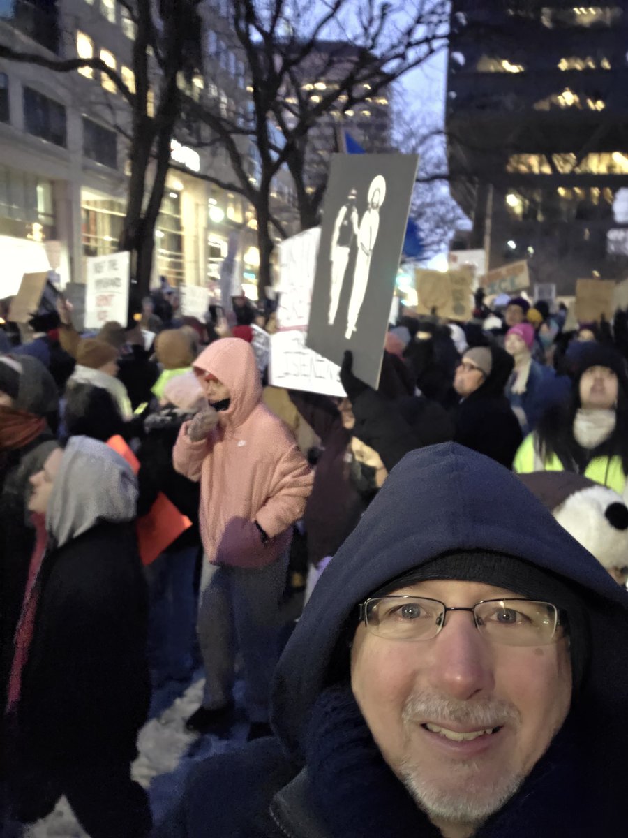 GroverforMO's tweet photo. Tonight I joined 100's of neighbors to demand change to ICE’s extreme practices costing lives—citizens &amp; immigrants alike.

What stood out was the community support. If you’ve never protested before, don’t be nervous—go. You’ll find caring people and maybe friends &amp; neighbors https://t.co/LKYDPzcfXj