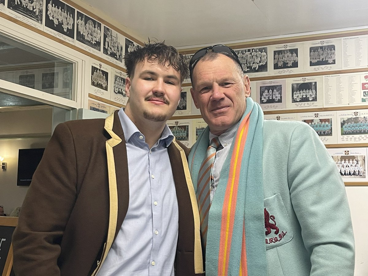 R Thomas-Hewartson tweet media