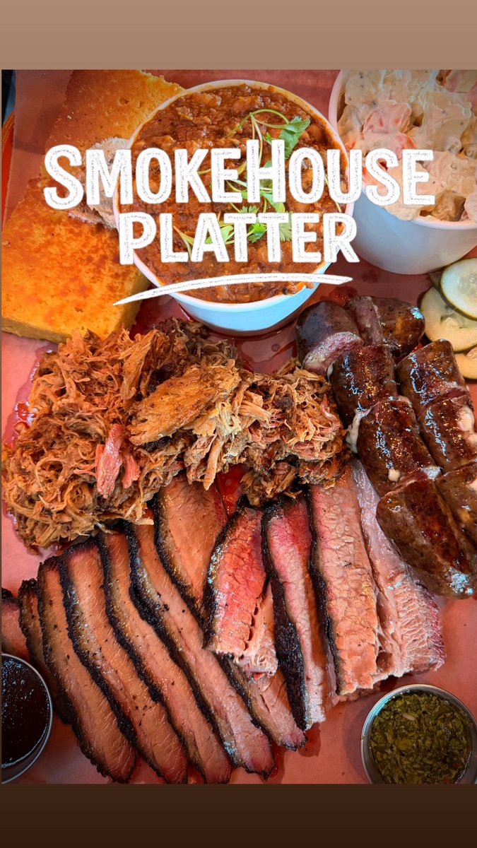 Sábado = Smokehouse vibes!
All your BBQ favorites on one Smokehouse Platter, perfect for a Miami fun day with the crew.
— Buen provecho —