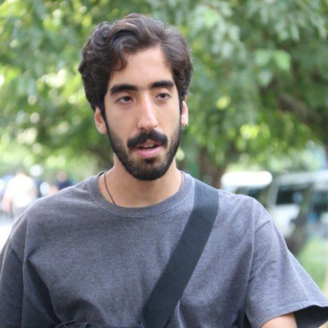 #محمد_ابراهیمی، هنرمند نقاش، توسط نیروهای جمهوری اسلامی بازداشت شده و در بی‌خبری مطلق جانش در خطره.