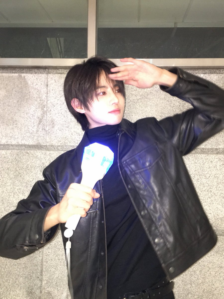 IDID_starship's tweet image. [🌠] #장용훈_DID
몬스타엑스 선배님! 
이렇게 뜻깊은 시간에 함께할 수 있도록 저희를 초대해 주셔서 정말 감사드립니다!! 
선배님들과 함께 뛰어놀며 정말 행복했고 또 많이 배웠습니다!! 값진 경험 선물해 주셔서 다시 한번 감사드립니다!! ❣️❣️
항상 노력하고 감사하며, 더 큰 사람이 되도록…