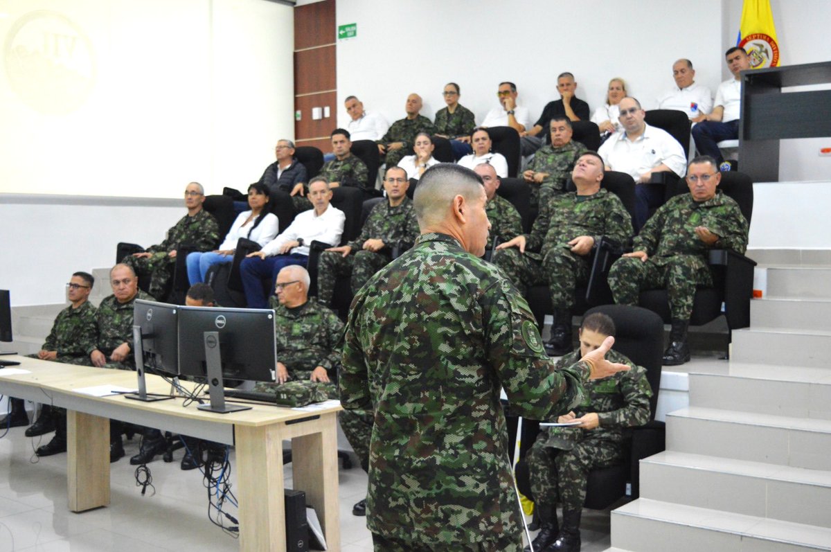 Séptima División del Ejército Nacional tweet media