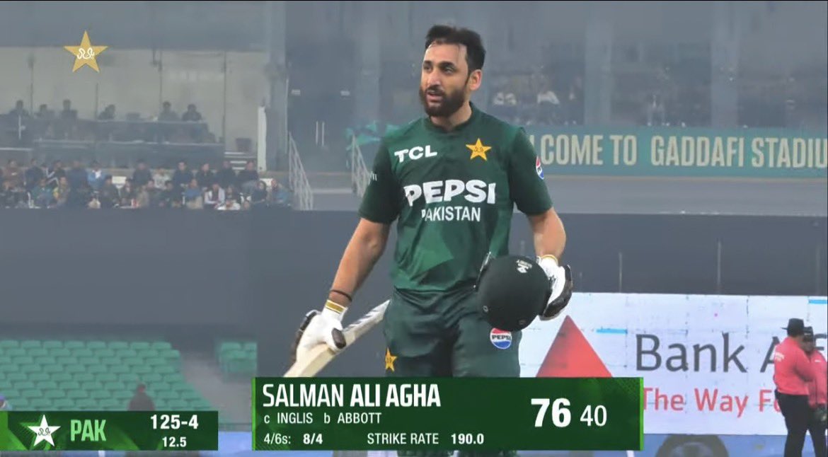 No men’s T20I captain has scored more runs in a single innings at a higher strike rate than Salman Agha’s 76 off 40 balls on Pakistan soil.
#PAKvAUS #Cricket