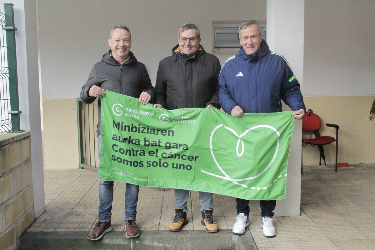 ⚽🟢 ITXAROPEN BESOKO BERDEAK MINBIZIAREN AURKA 🟢

Kategoria guztietako talde ugarik bat egin dute Bizkaiko Futbol Federakundeak eta Minbiziaren aurkako Elkarteak Bizkaian egindako gonbidapenarekin, eta itxaropenaren besoko berdea jarri dute.

#elsimboloquehumaniza