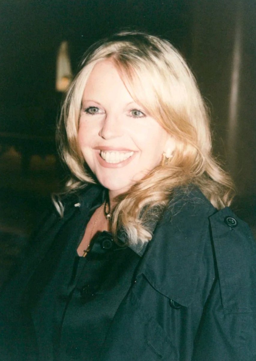 🦩 Sally Thomsett 🦩 tweet media