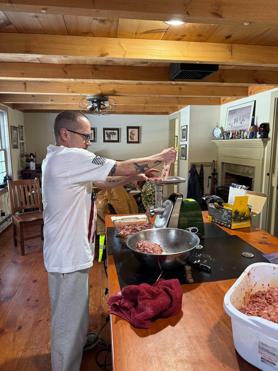 Todd Disotell tweet media