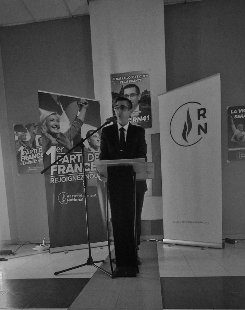 BenjaminGrn41's tweet photo. 🙏 Merci à @jllacapelle pour sa présence aujourd’hui à Gièvres.
Plus de 130 personnes réunies pour la galette des rois : une belle mobilisation et des échanges francs.
Merci à toutes et tous 👑🇫🇷
#Gièvres #GaletteDesRois #Engagement #Terrain https://t.co/f4rNRy0GFJ